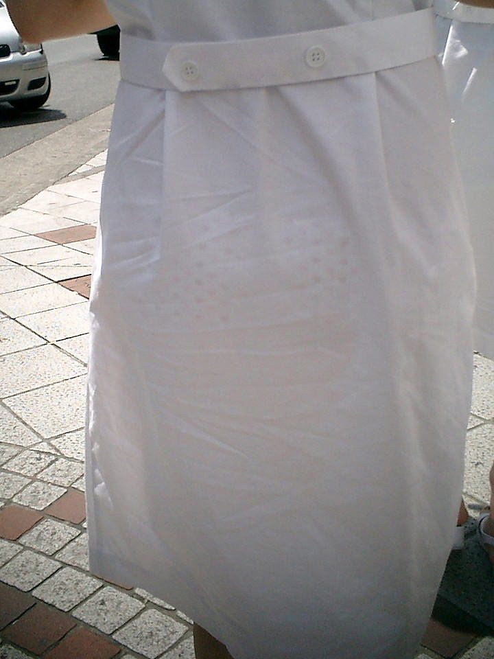 まるで白衣ナース祭的な透け下着盗撮エロ画像15枚目